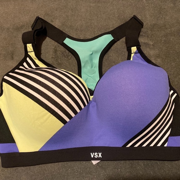 Victoria's Secret Sport Bra (VSX) - Picture 1 of 3